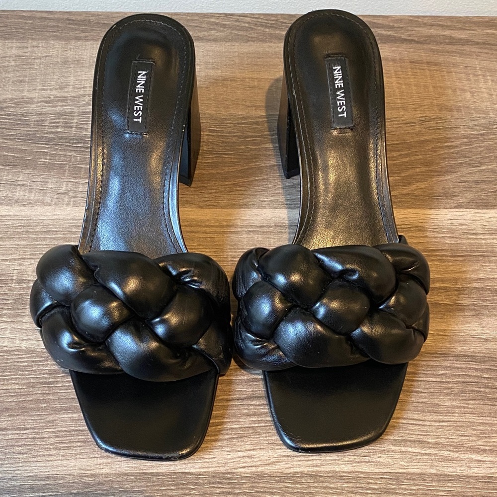 Black Slide Sandal (block heel)